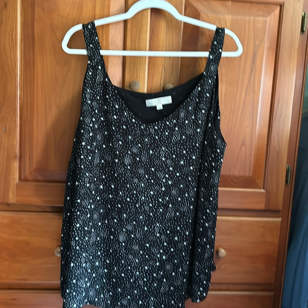 Loft v neck camo size 18